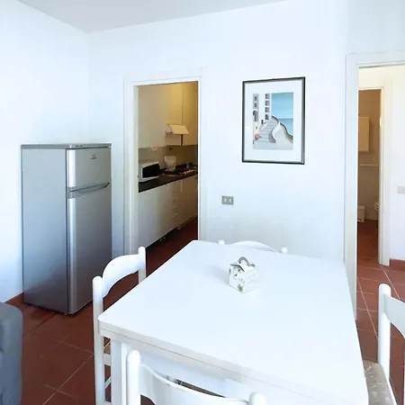 Sant'anna Del Volterraio - Strada Maestra 56 * Bagnaia (Livorno)