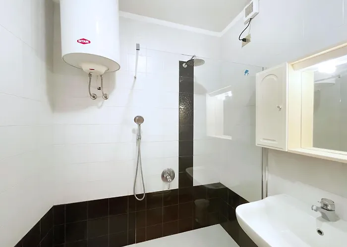 Sant'anna Del Volterraio - Strada Maestra 56 * Bagnaia (Livorno)