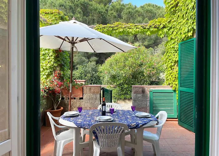 Sant'anna Del Volterraio - Strada Maestra 56 * Bagnaia (Livorno)